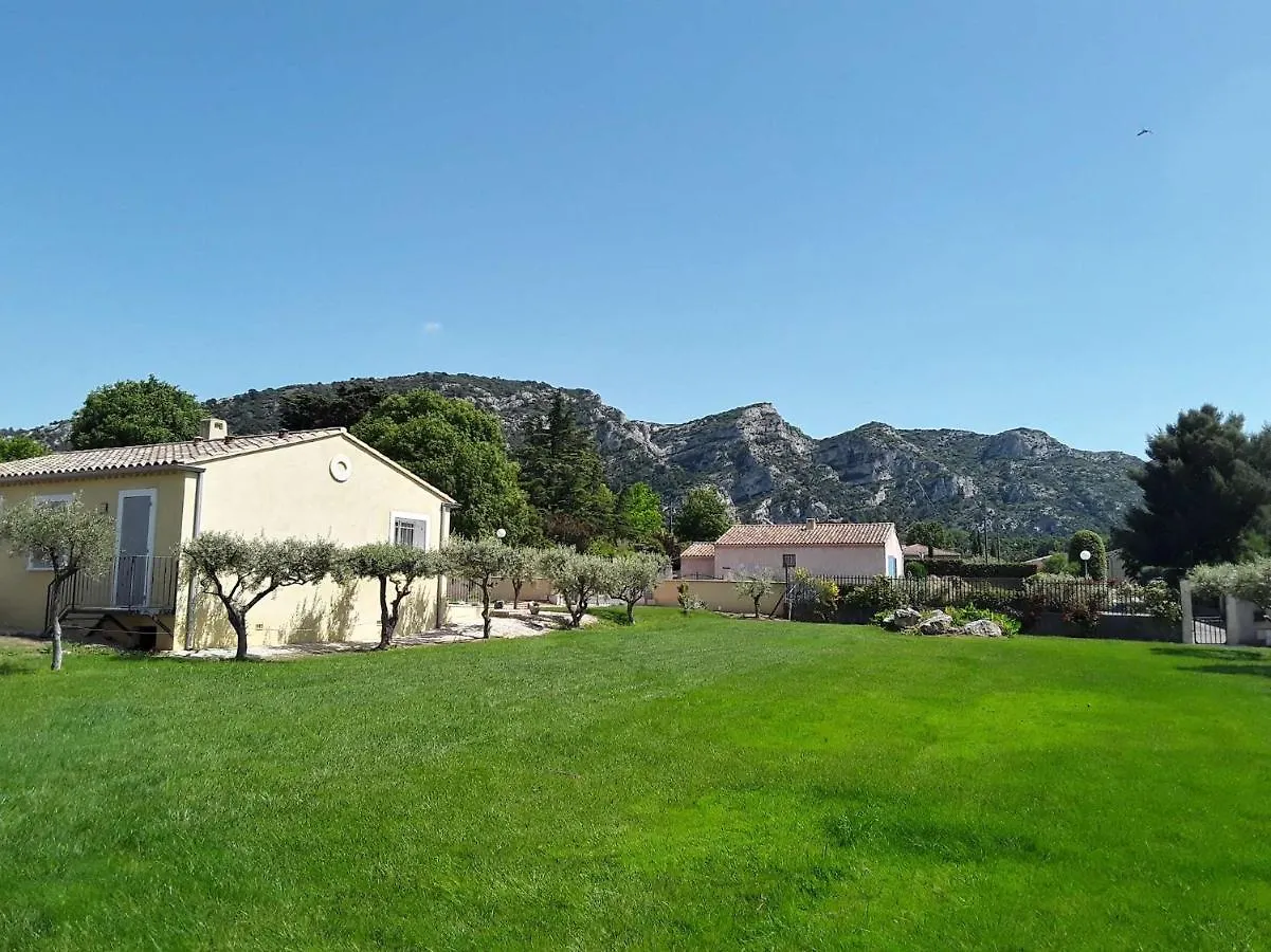 Le Jardin Des Tourterelles Villa Robion en Luberon 0*,