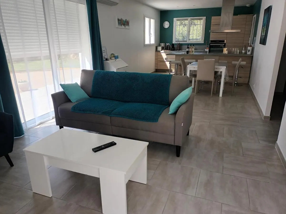 Holiday home Le Jardin Des Tourterelles Villa Robion en Luberon