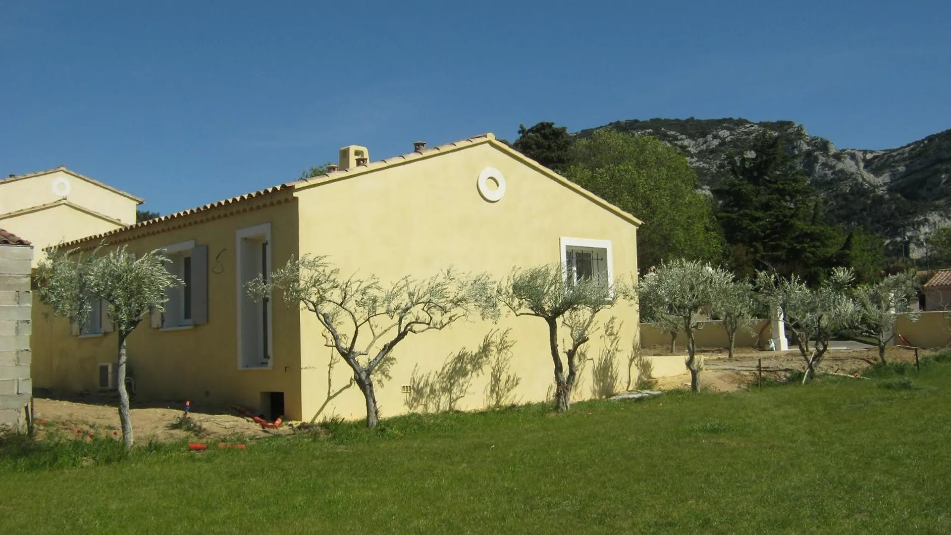 Holiday home Le Jardin Des Tourterelles Villa Robion en Luberon