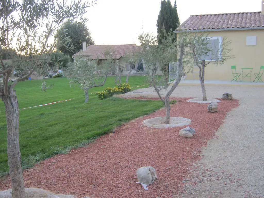 Le Jardin Des Tourterelles Villa Robion en Luberon Holiday home