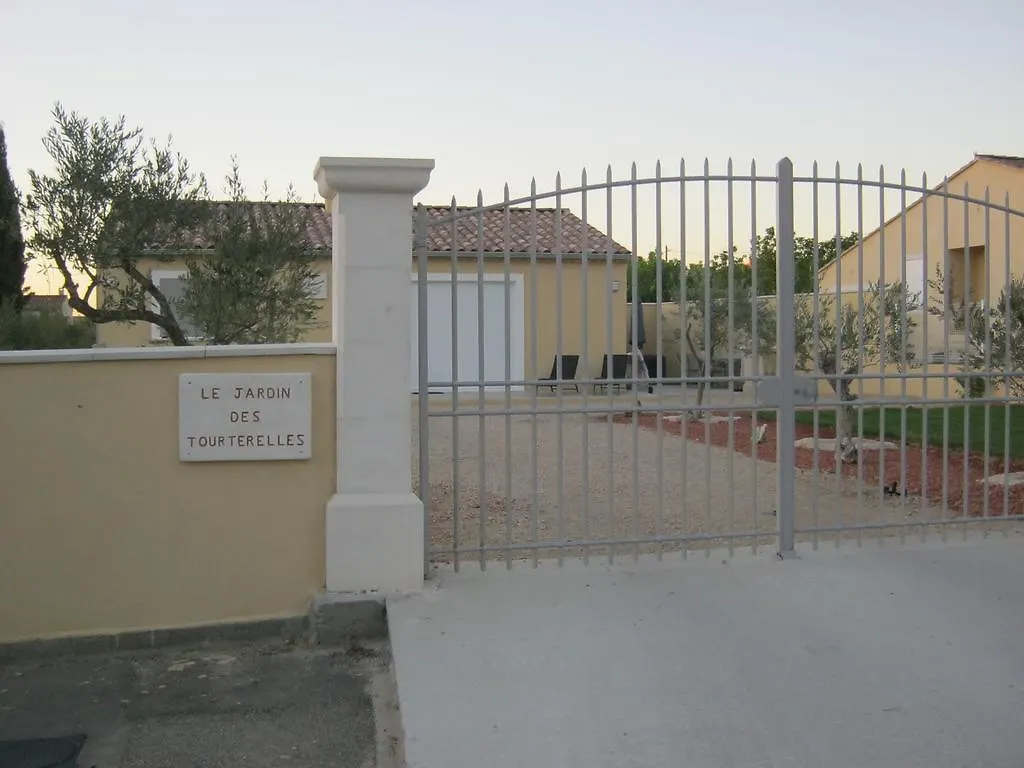 Le Jardin Des Tourterelles Villa Robion en Luberon France