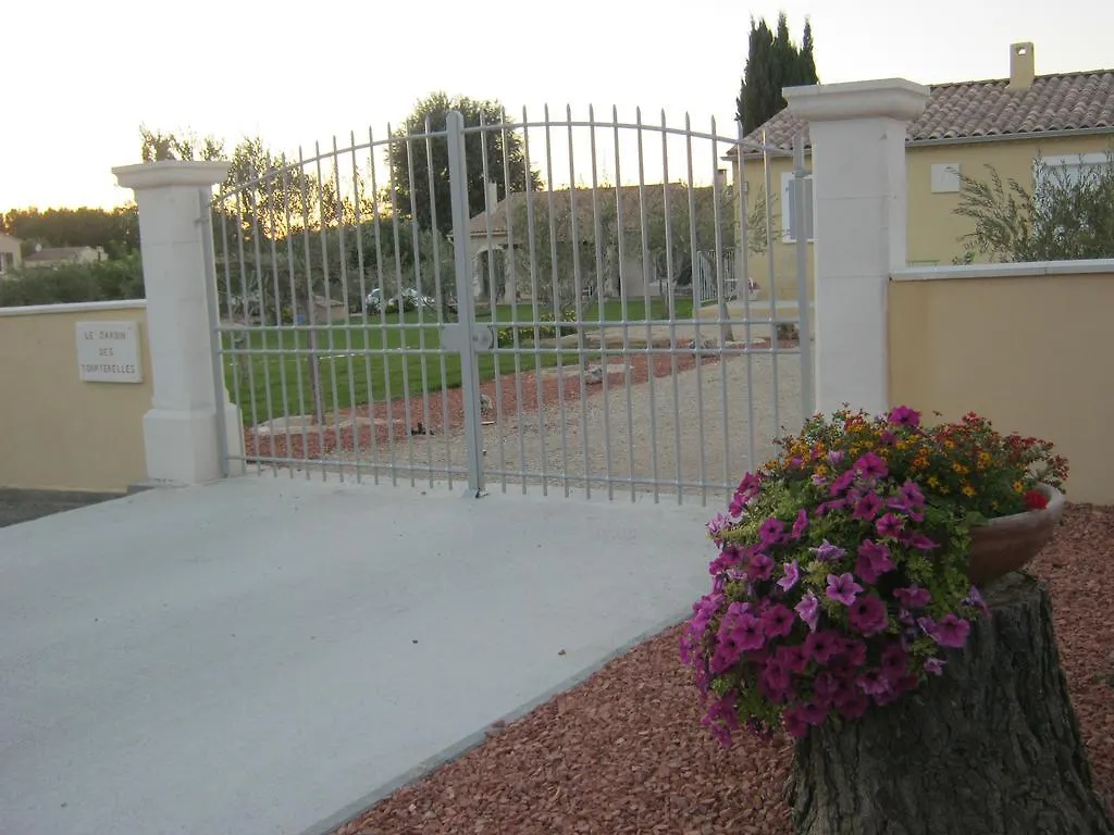 Le Jardin Des Tourterelles Villa Robion en Luberon 0*,  France
